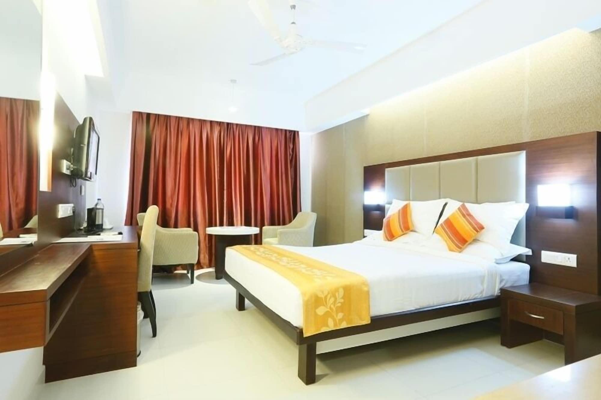 Hotel Moonlit Regency Thodupuzha Zewnętrze zdjęcie