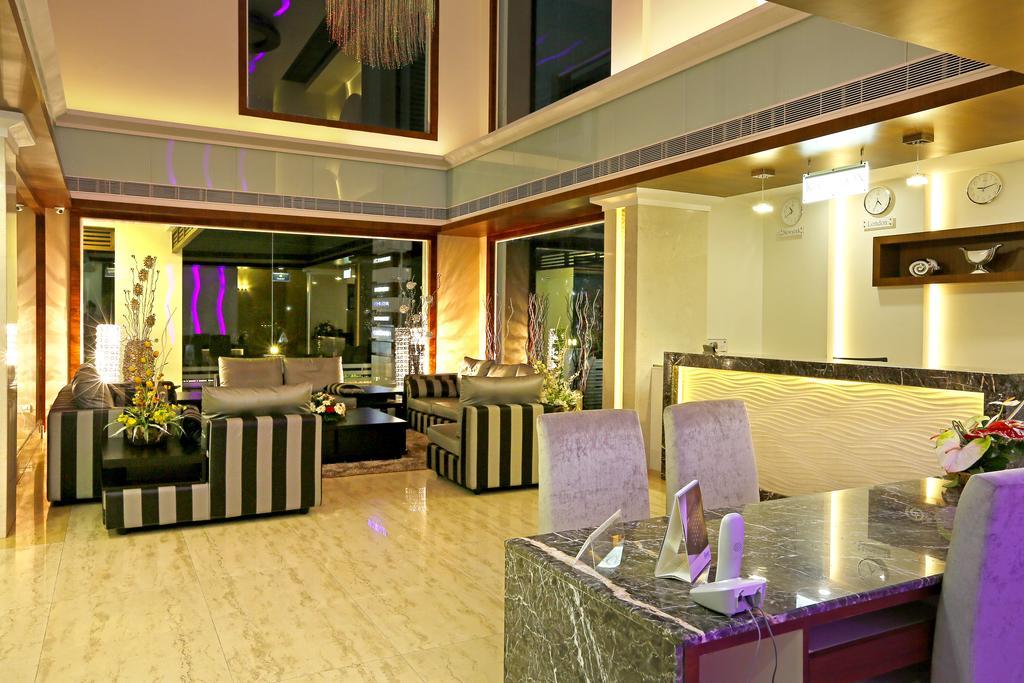 Hotel Moonlit Regency Thodupuzha Zewnętrze zdjęcie