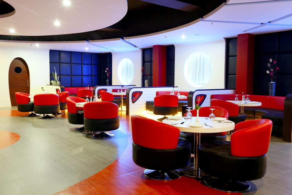 Hotel Moonlit Regency Thodupuzha Zewnętrze zdjęcie