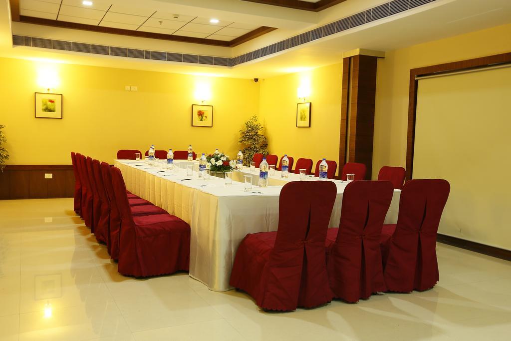 Hotel Moonlit Regency Thodupuzha Zewnętrze zdjęcie